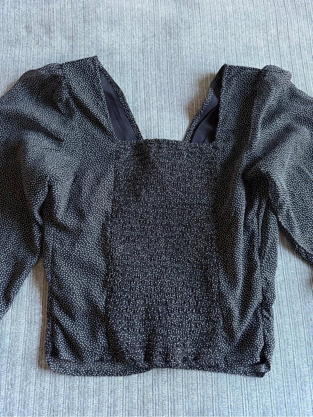 Abercrombie & Fitch Black Microdot V-Neck Puff Sleeve Blouse